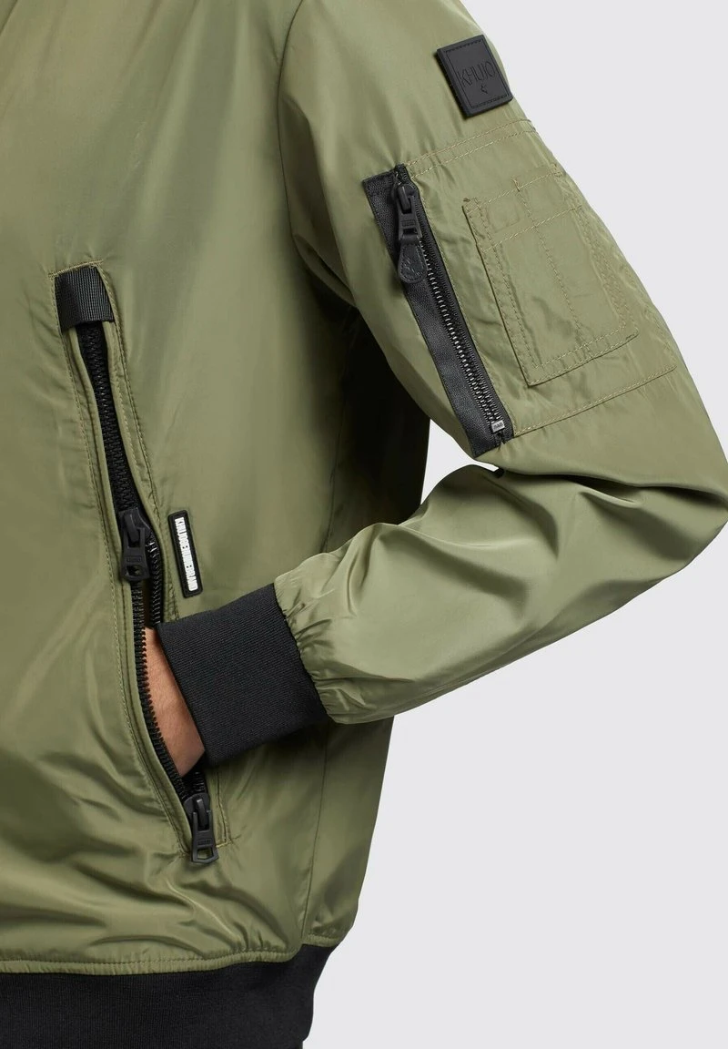 ASTILE2 - Bomberjacke - olivgrün Khujo ASTILE2 - Bomberjacke - Olivgrün -Deutschland Khujo Verkaufs-Shop 7f0272f37f694818808aeaa55bb2c546
