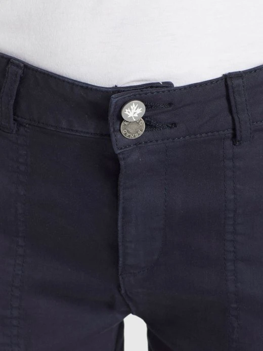 Damen Hose - SHANNA Khujo Damen Hose - SHANNA -Deutschland Khujo Verkaufs-Shop Damen Hose SHANNA pdstandard 530498 0001 modeldetail 2