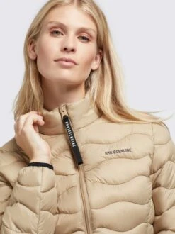 Khujo Damen Jacke - ELENI 6 Khujo Damen Jacke - ELENI -Deutschland Khujo Verkaufs-Shop Damen Jacke ELENI pdstandard 665703 0001 modeldetail 2