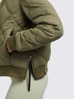 Khujo Damen Jacke - LEONA -Deutschland Khujo Verkaufs-Shop Damen Jacke LEONA pdstandard 655624 0004 modeldetail 1