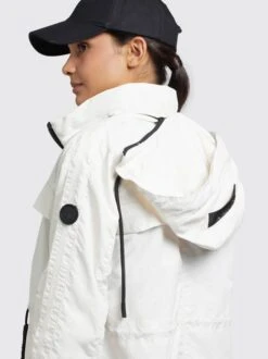 Khujo Damen Mantel - VOYA3 6 Khujo Damen Mantel - VOYA3 -Deutschland Khujo Verkaufs-Shop Damen Mantel VOYA3 pdstandard 655597 0002 modeldetail 2