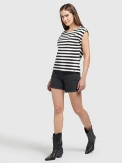 Khujo Damen T-Shirt - LHADSE STRIPES 2 Khujo Damen T-Shirt - LHADSE STRIPES -Deutschland Khujo Verkaufs-Shop Damen T Shirt LHADSE STRIPES pdstandard 624973 0001 modelfront 3