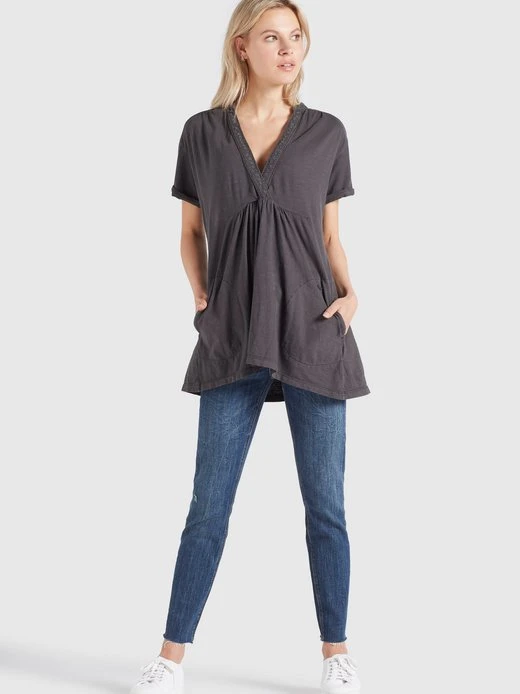 Damen T-Shirt - SILJE Khujo Damen T-Shirt - SILJE -Deutschland Khujo Verkaufs-Shop Damen T Shirt SILJE pdstandard 528442 0002 modelfront 2