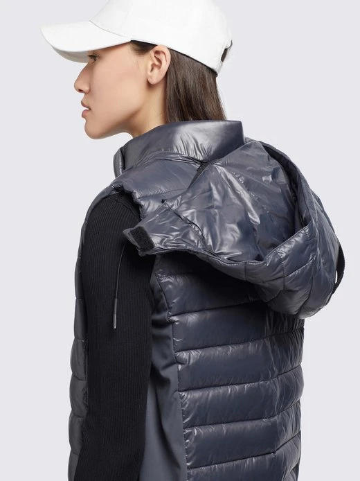 Damen Weste - BECCA SHINY Khujo Damen Weste - BECCA SHINY -Deutschland Khujo Verkaufs-Shop Damen Weste BECCA SHINY pdstandard 656979 0001 modeldetail 2