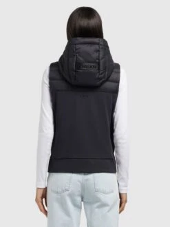 Khujo Damen Weste - FABIA MATT 3 Khujo Damen Weste - FABIA MATT -Deutschland Khujo Verkaufs-Shop Damen Weste FABIA MATT pdstandard 656946 0002 modelback 1