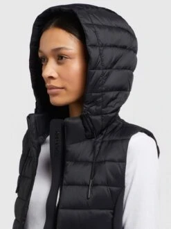 Khujo Damen Weste - FABIA MATT 5 Khujo Damen Weste - FABIA MATT -Deutschland Khujo Verkaufs-Shop Damen Weste FABIA MATT pdstandard 656946 0002 modeldetail 1