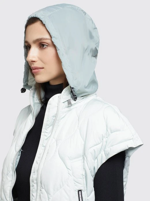 Damen Weste - HERA Khujo Damen Weste - HERA -Deutschland Khujo Verkaufs-Shop Damen Weste HERA pdstandard 655618 0001 modeldetail 2