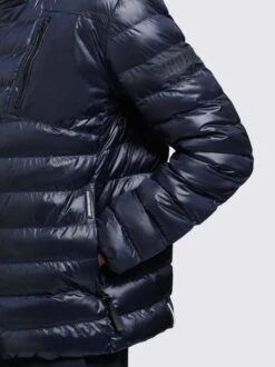 Khujo Herren Jacke - PERCY SHINY 5 Khujo Herren Jacke - PERCY SHINY -Deutschland Khujo Verkaufs-Shop Herren Jacke PERCY SHINY pdstandard 656911 0001 modeldetail 1