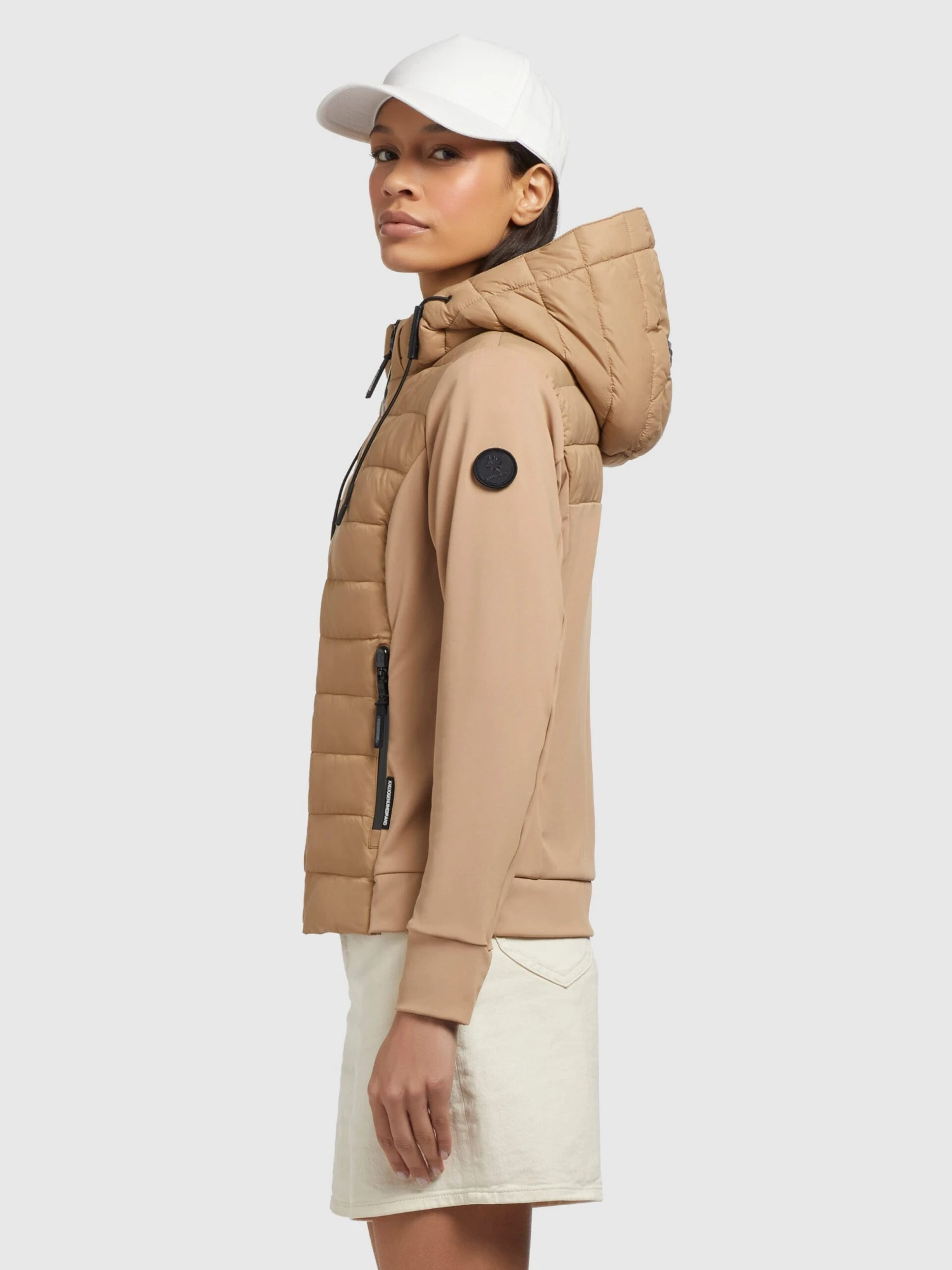 Jacke GHITA MATT in Beige Khujo Jacke GHITA MATT In Beige -Deutschland Khujo Verkaufs-Shop khujo jacke ghita matt in beige 2 scaled