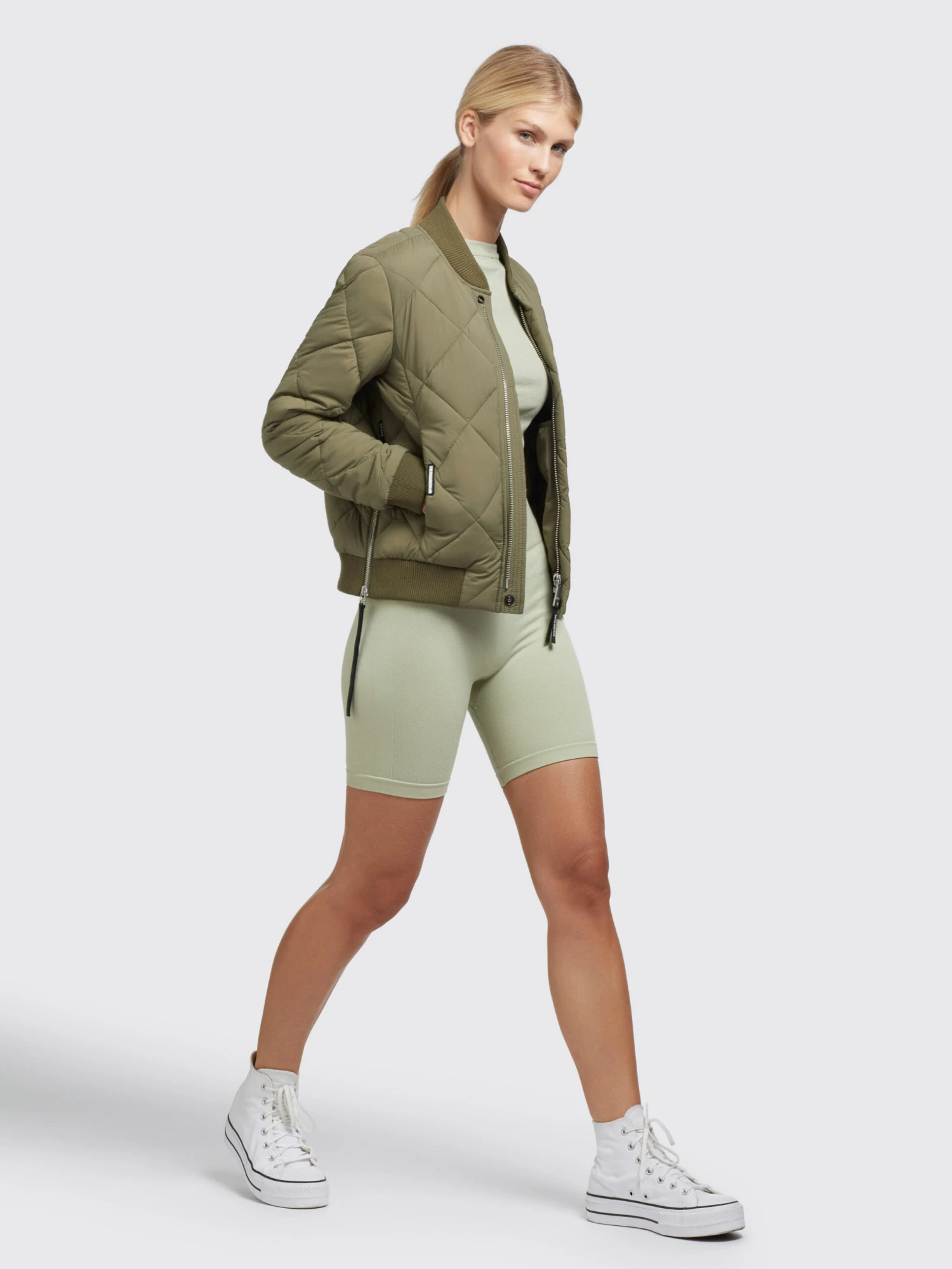 Jacke LEONA in Olivgrün Khujo Jacke LEONA In Olivgrün -Deutschland Khujo Verkaufs-Shop khujo jacke leona in olivgrun 5 scaled