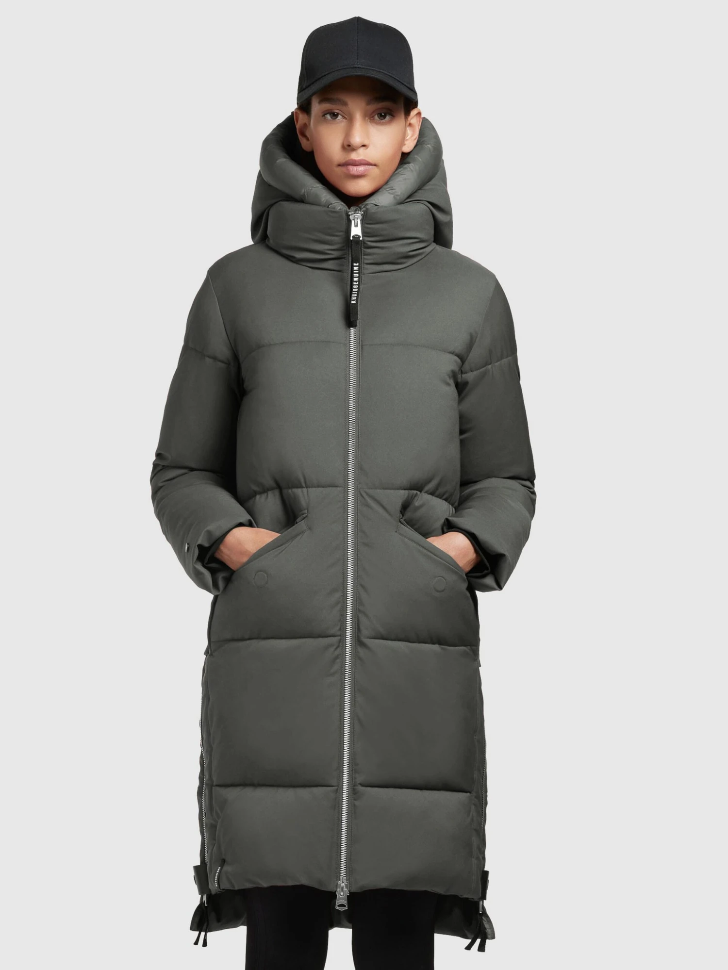 Mantel ANIVA2 in Dunkeloliv Khujo Mantel ANIVA2 In Dunkeloliv -Deutschland Khujo Verkaufs-Shop khujo mantel aniva2 in dunkeloliv 3 scaled