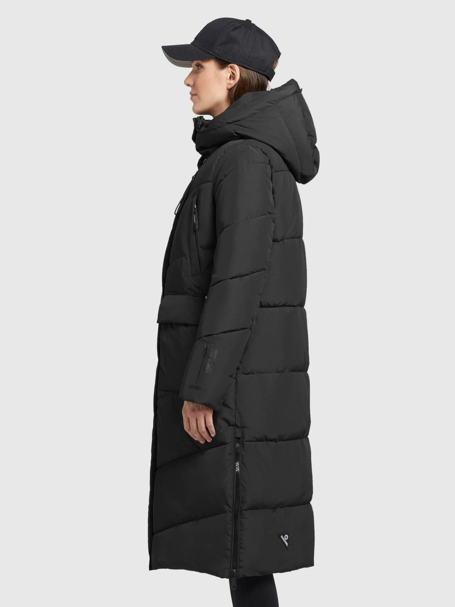 Mantel ELVITA in Schwarz Khujo Mantel ELVITA In Schwarz -Deutschland Khujo Verkaufs-Shop khujo mantel elvita in schwarz 2 scaled