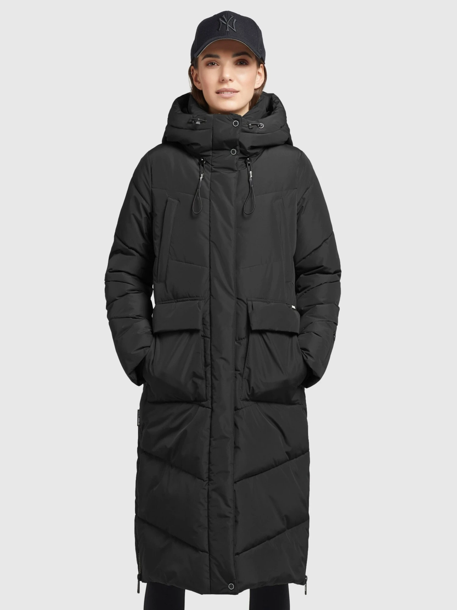 Mantel ELVITA in Schwarz Khujo Mantel ELVITA In Schwarz -Deutschland Khujo Verkaufs-Shop khujo mantel elvita in schwarz 3 scaled