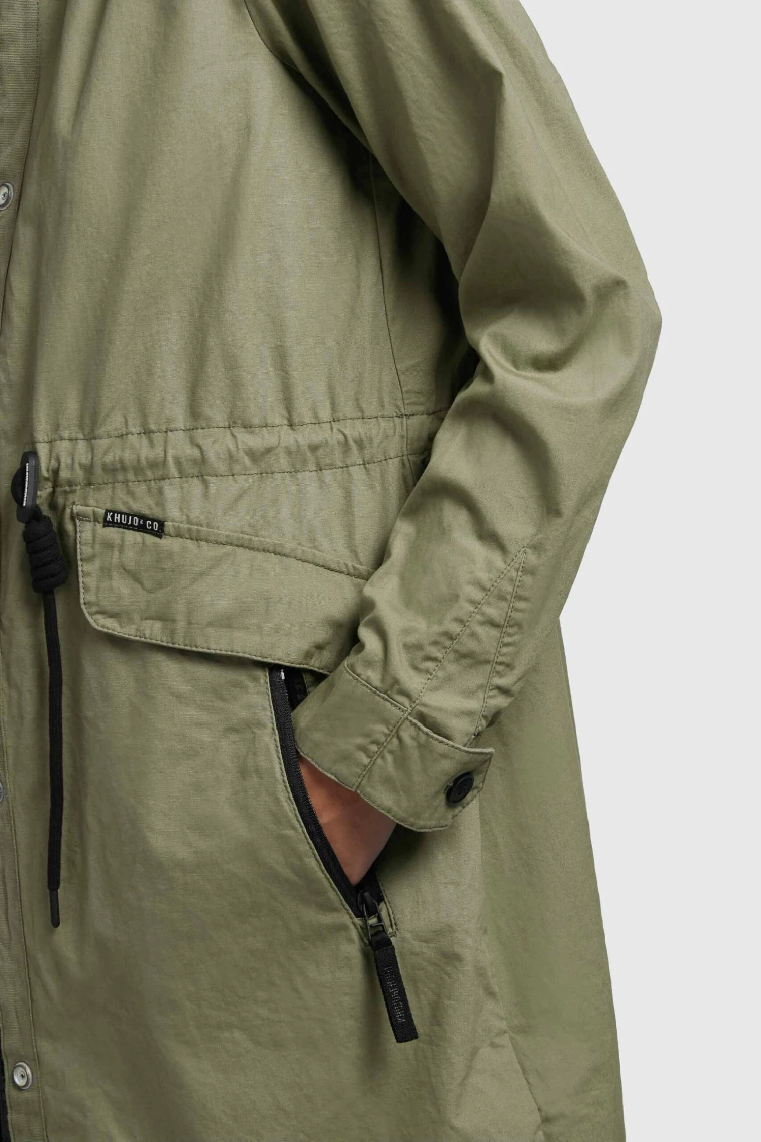 Mantel NANDA4 in Olivgrün Khujo Mantel NANDA4 In Olivgrün -Deutschland Khujo Verkaufs-Shop khujo mantel nanda4 in olivgrun 6 scaled