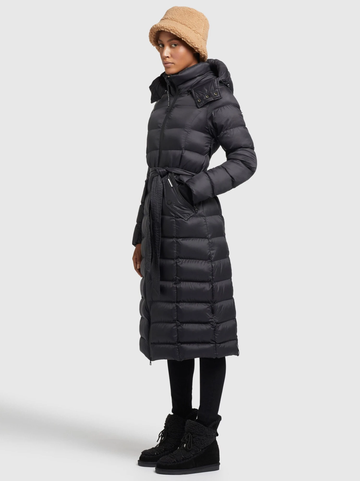 Mantel OLALLA SOFT in Schwarz Khujo Mantel OLALLA SOFT In Schwarz -Deutschland Khujo Verkaufs-Shop khujo mantel olalla soft in schwarz 1 scaled