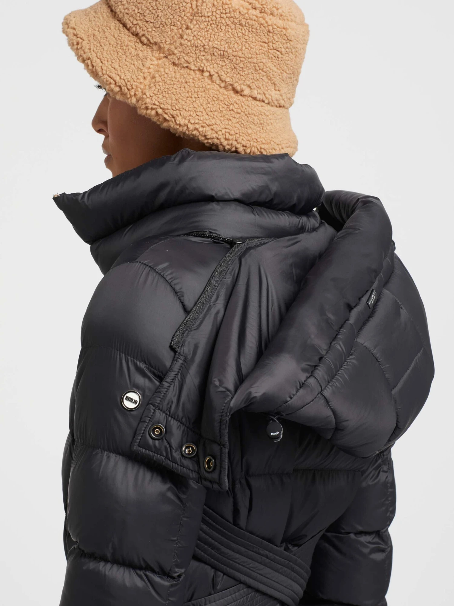 Mantel OLALLA SOFT in Schwarz Khujo Mantel OLALLA SOFT In Schwarz -Deutschland Khujo Verkaufs-Shop khujo mantel olalla soft in schwarz 7 scaled