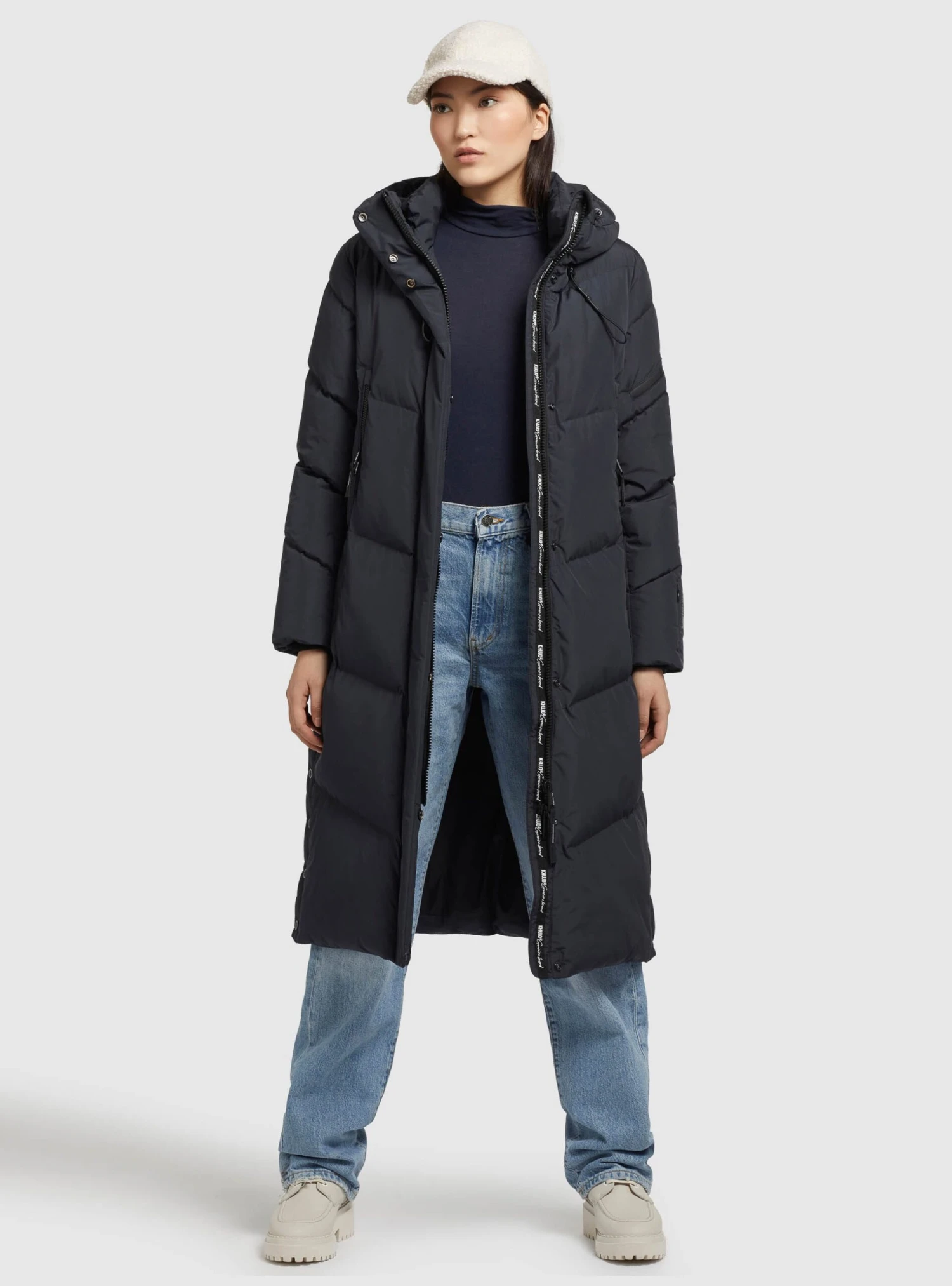 Mantel SONJE4 in Graublau Khujo Mantel SONJE4 In Graublau -Deutschland Khujo Verkaufs-Shop khujo mantel sonje4 in graublau 1 scaled